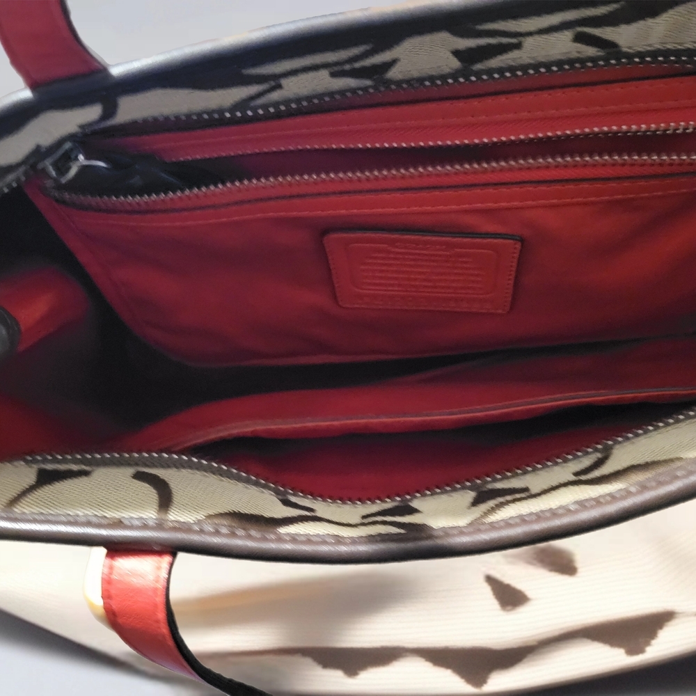Coach Hampton Signature Stripe Tote. - Picture 6 of 9